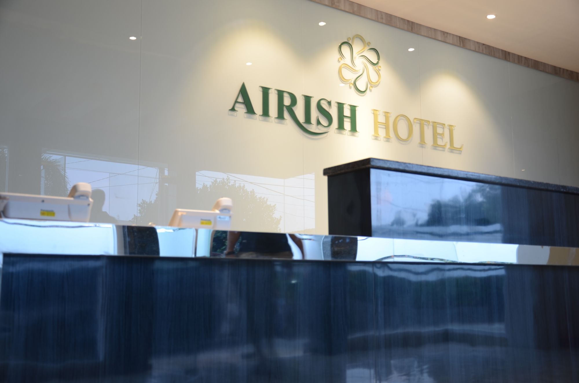 Airish Hotel Palembang Exterior photo