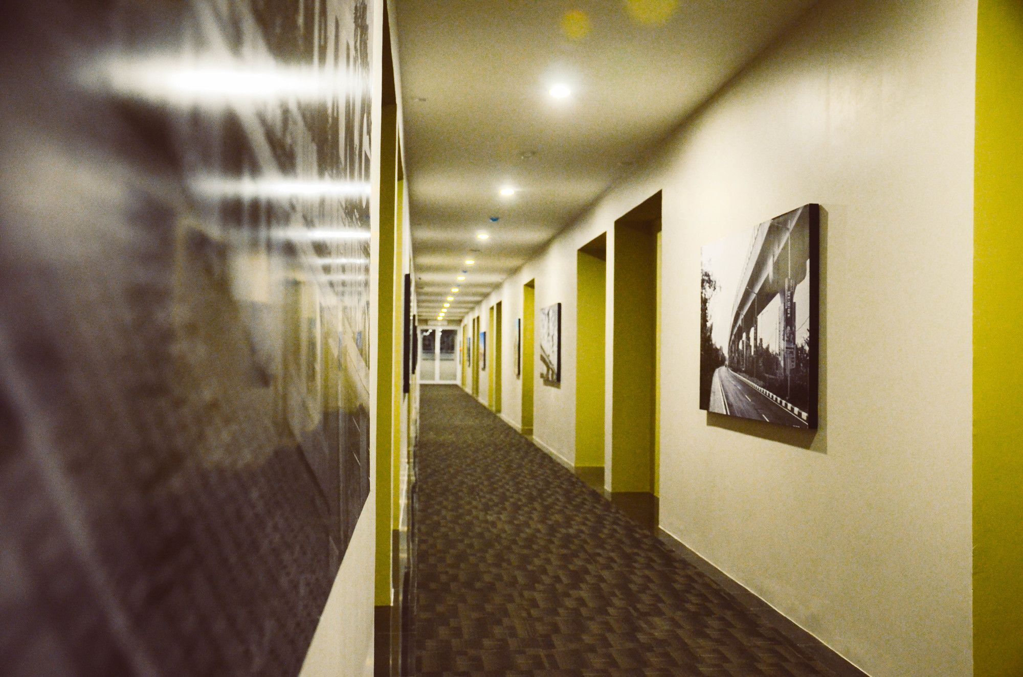 Airish Hotel Palembang Exterior photo