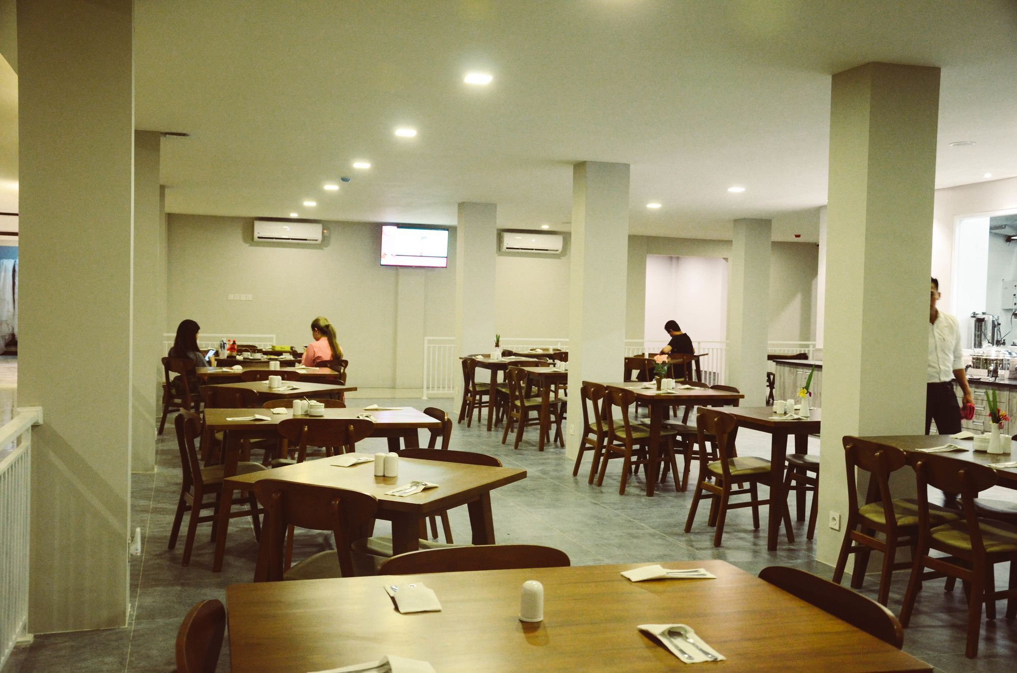Airish Hotel Palembang Exterior photo