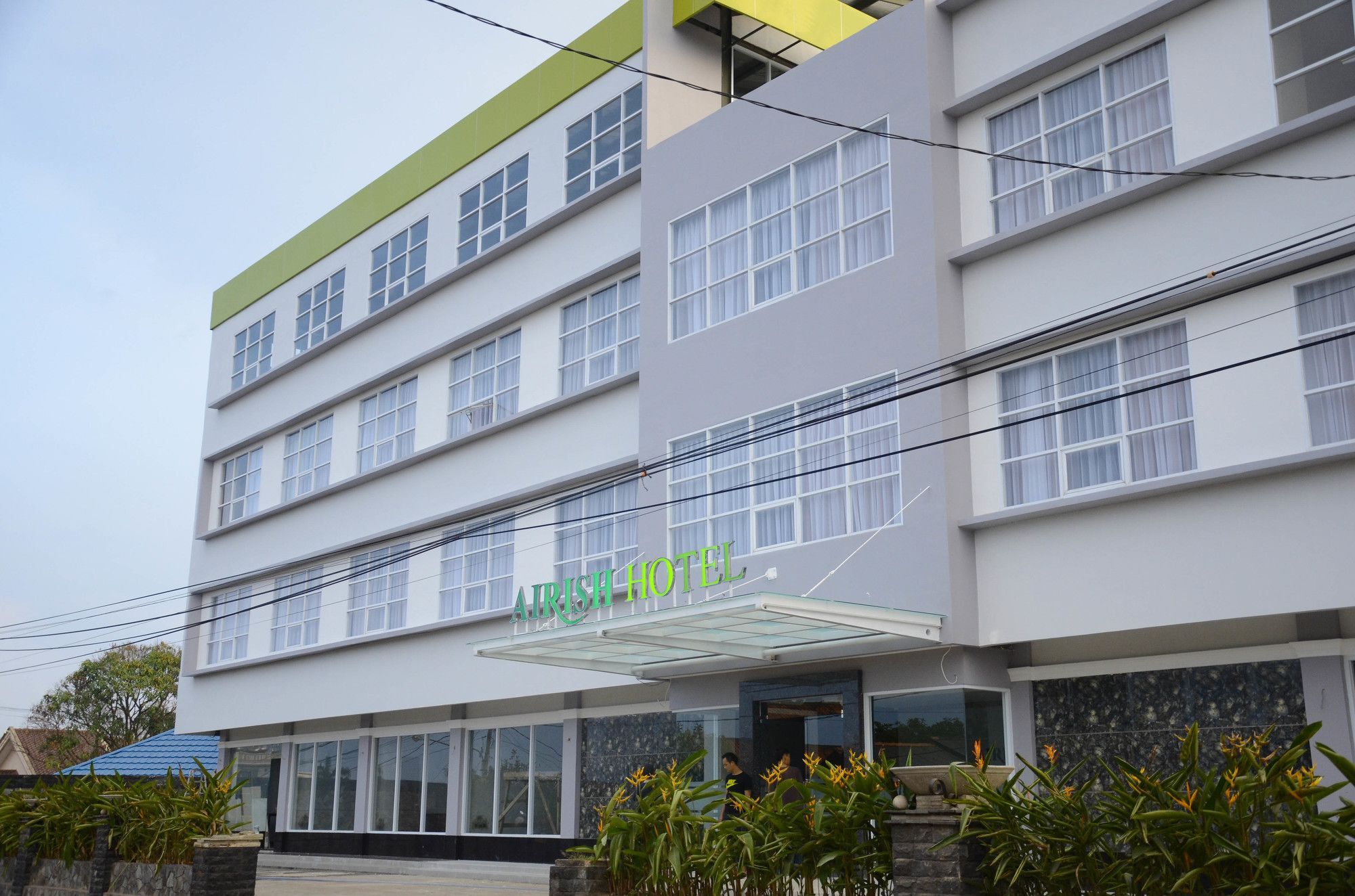 Airish Hotel Palembang Exterior photo