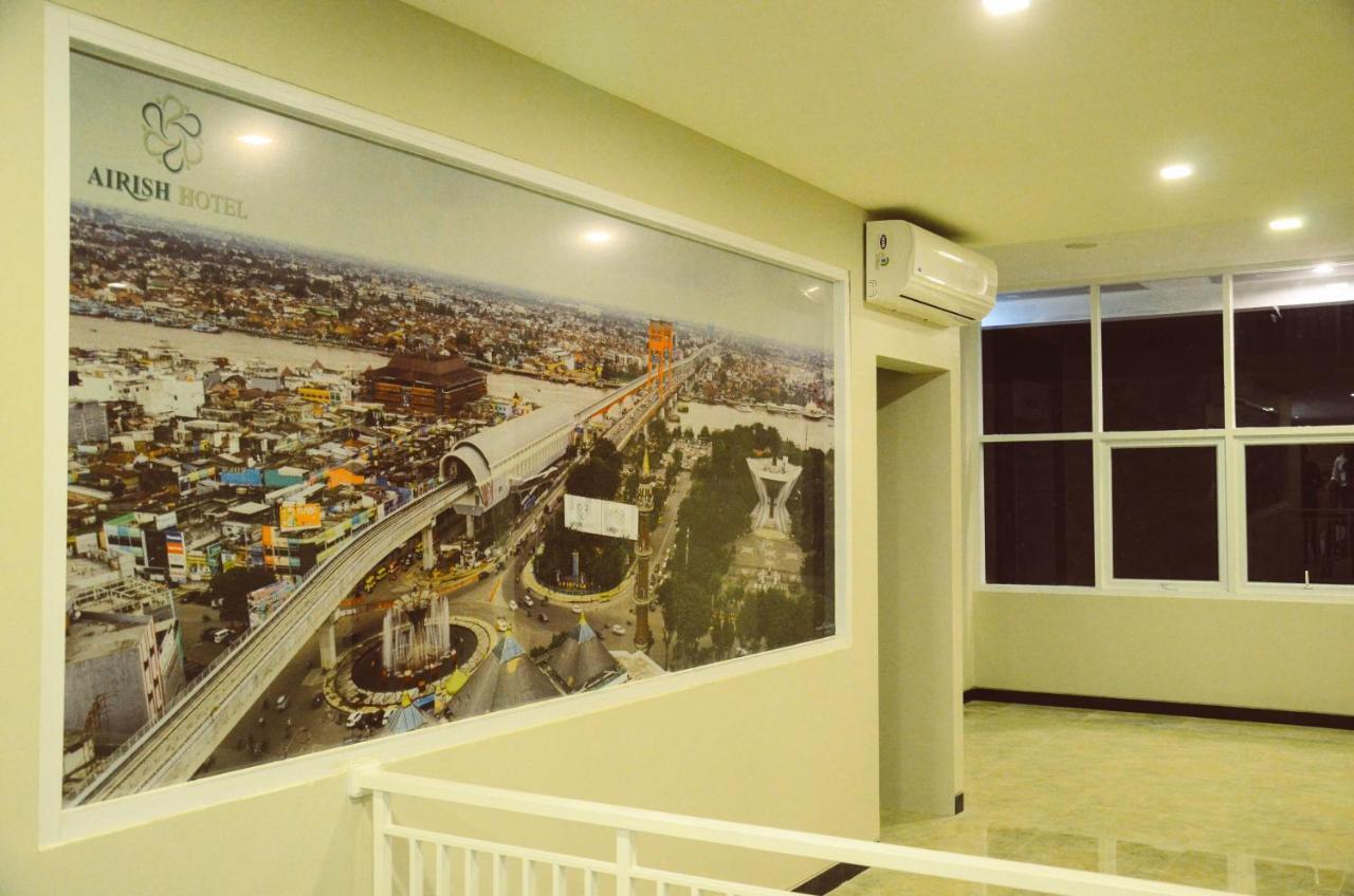 Airish Hotel Palembang Exterior photo