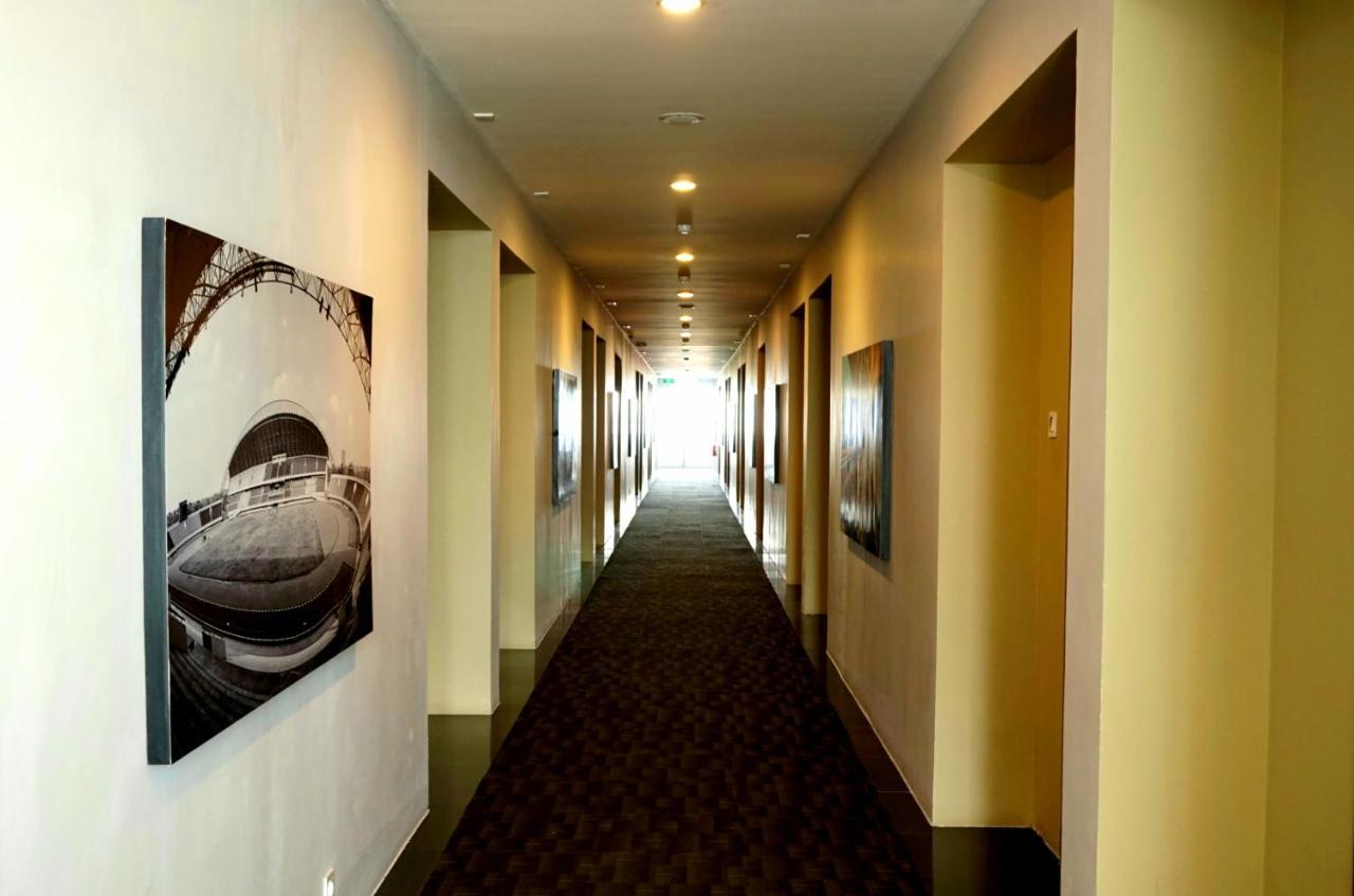 Airish Hotel Palembang Exterior photo